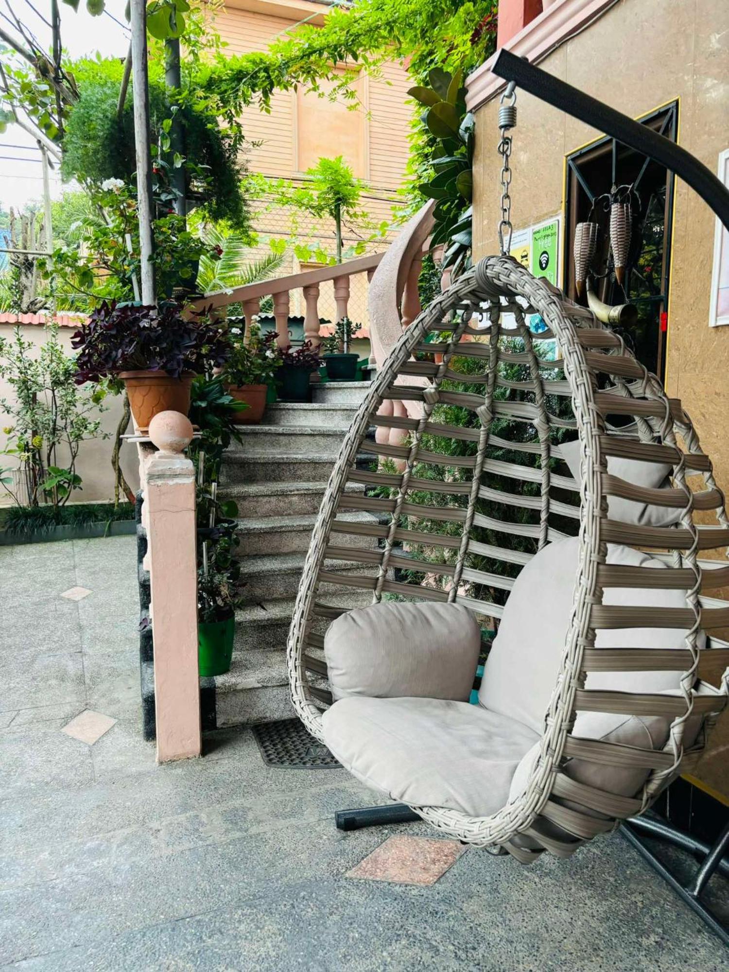 Nana'S House Hotell Batumi Exteriör bild